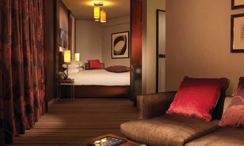 Clayton Hotel Бирмингам Екстериор снимка